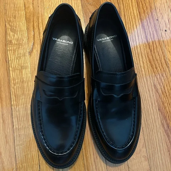 Vagabond Naima Loafer - Picture 2 of 7